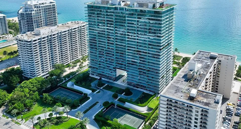Oceana Bal Harbour oceanfront condo tower in Bal Harbour